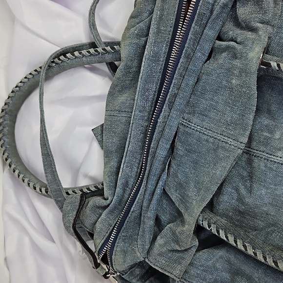 B MAKOWSKY BLUE WITH SILVER SHIMMER HANDBAG PURSE - Picture 10 of 11